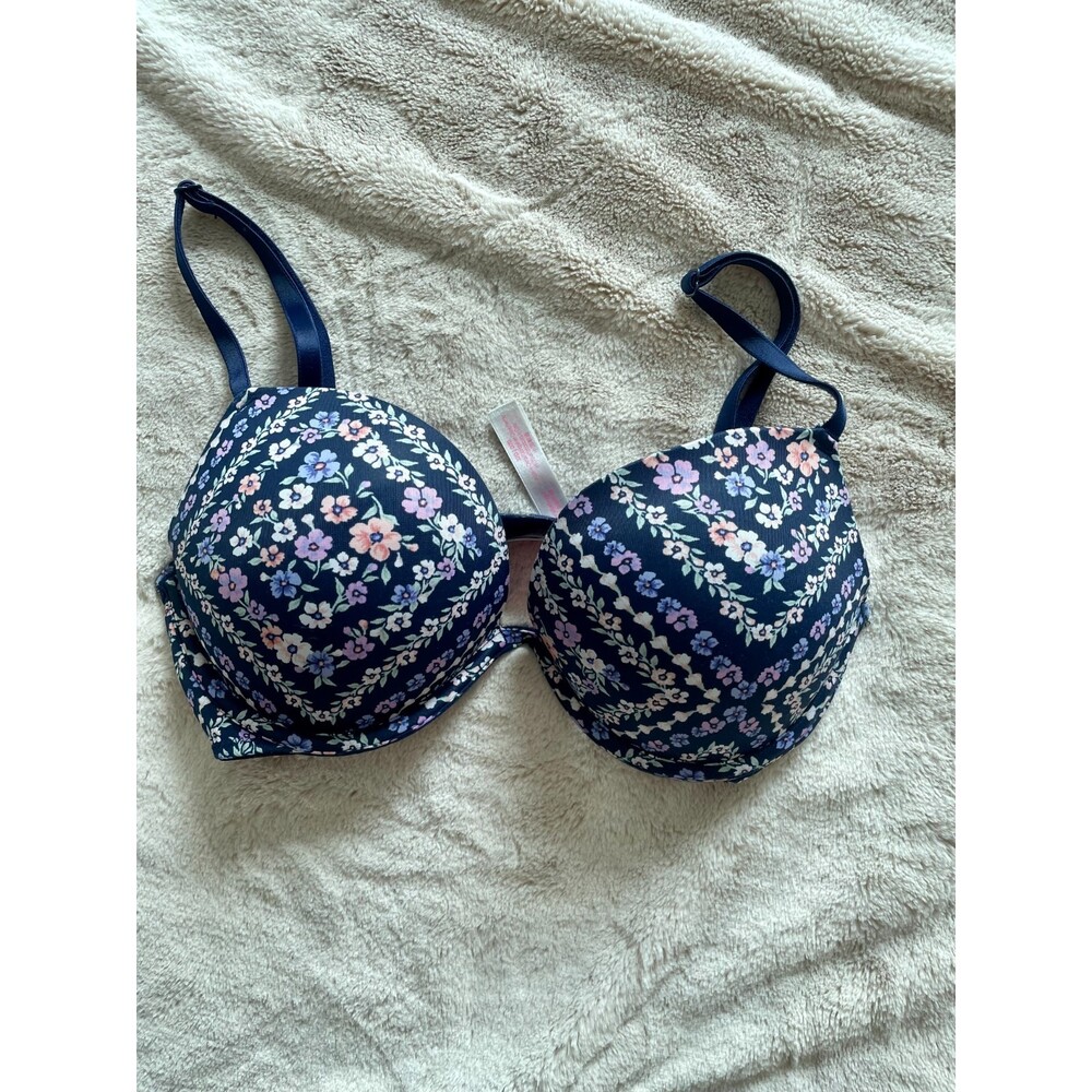 Victoria's Secret PINK EUC Wear Everywhere Super Push Up Bra 32D Navy Floral